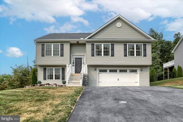 12708 ARIELLE LANE, Waynesboro, PA 17268