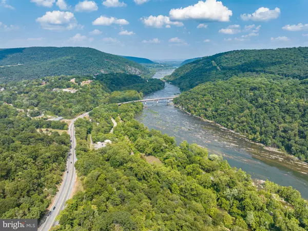 Harpers Ferry, WV 25425,201 POINTFIELD DR