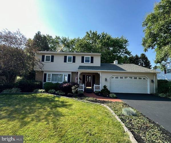 407 PAWNEE DR, Mechanicsburg, PA 17050