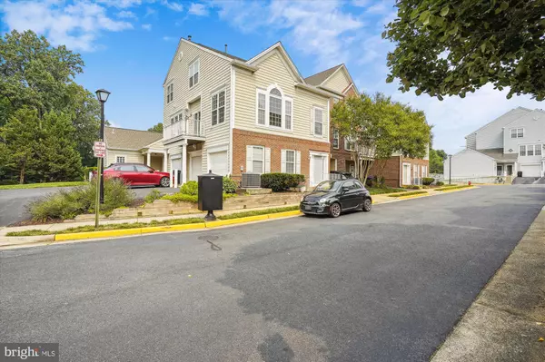 Alexandria, VA 22312,6350 HAWK VIEW CT #69