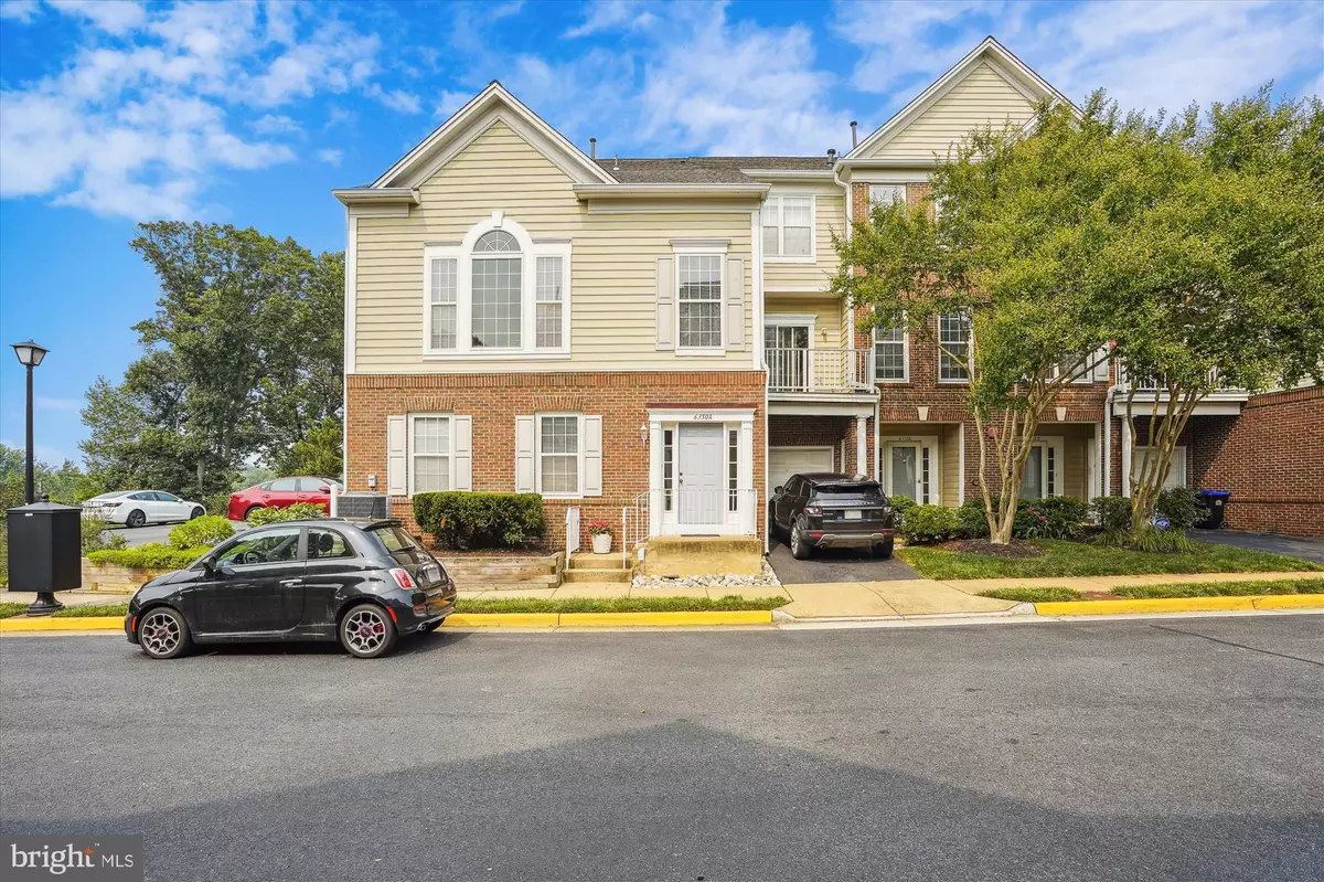 Alexandria, VA 22312,6350 HAWK VIEW CT #69