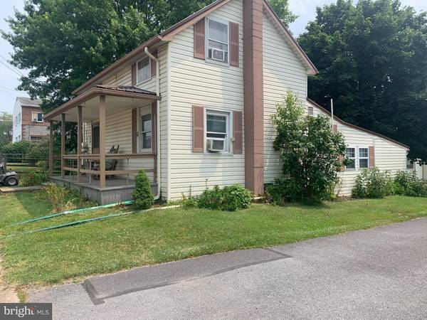 5508 BUCHANAN TRAIL WEST W, Greencastle, PA 17225