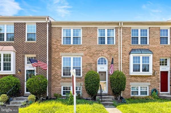 5206 MARTINIQUE LN, Alexandria, VA 22315