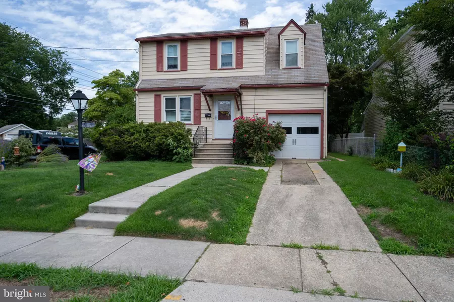 101 E OLIVE ST, Westville, NJ 08093