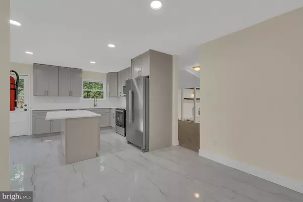 Cherry Hill, NJ 08003,1608 KRESSON RD