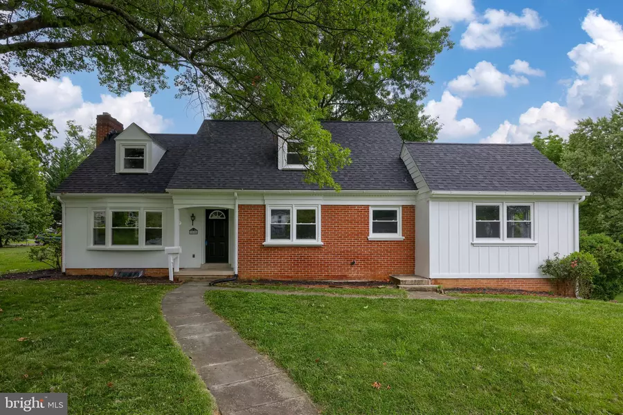 1585 WHEATLAND AVE, Lancaster, PA 17603