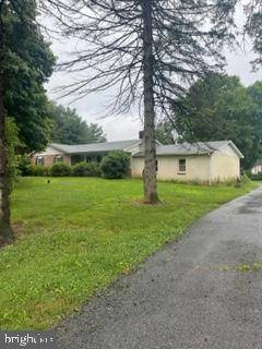 950 SHAVERTOWN RD, Garnet Valley, PA 19060