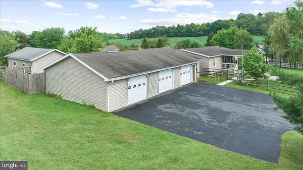 Bernville, PA 19506,439 BRICKER RD