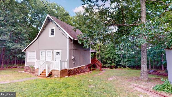 149 FALCONWOOD DR, Paw Paw, WV 25434