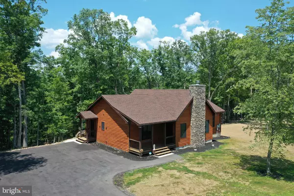 Berkeley Springs, WV 25411,173 KEY PINE LN