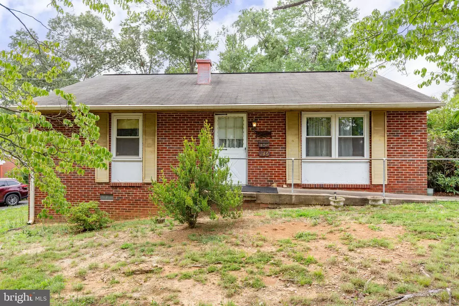 146 LONGSTREET AVE, Fredericksburg, VA 22401