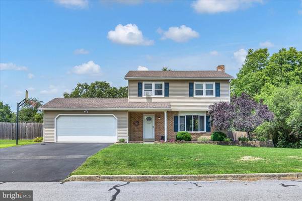 32 HOPE TER, Carlisle, PA 17013