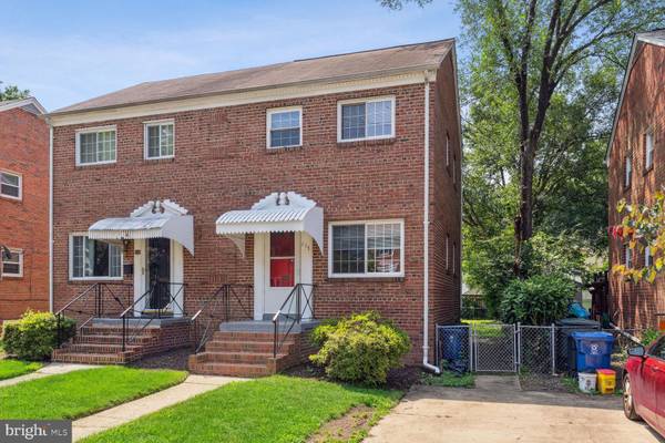 117 E GLENDALE AVE, Alexandria, VA 22301