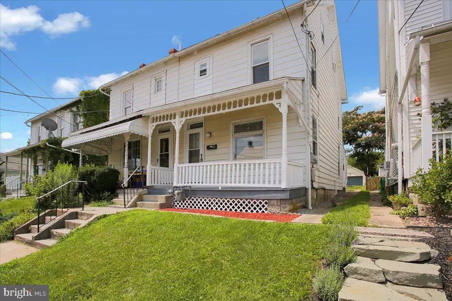 235 E WALNUT ST, Kutztown, PA 19530