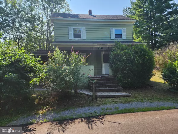 Berkeley Springs, WV 25411,171 JAMES ST