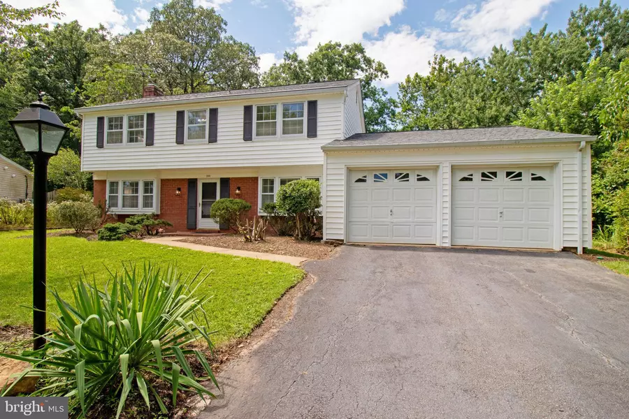 13145 MADONNA LN, Fairfax, VA 22033