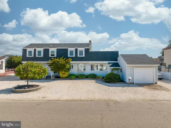 Long Beach Township, NJ 08008,122 LAGUNA LANE