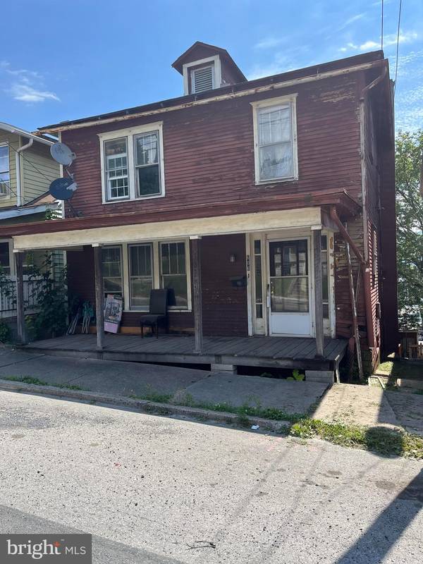 606 VALLEY ST, Lewistown, PA 17044