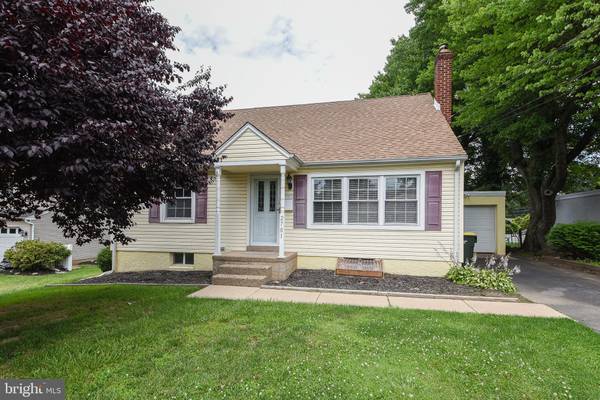 2701 PARKSIDE AVE, Hatboro, PA 19040