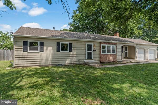 2 FORT SUMPTER RD, Pennsville, NJ 08070