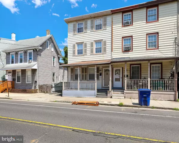 Mount Holly, NJ 08060,29 PINE ST