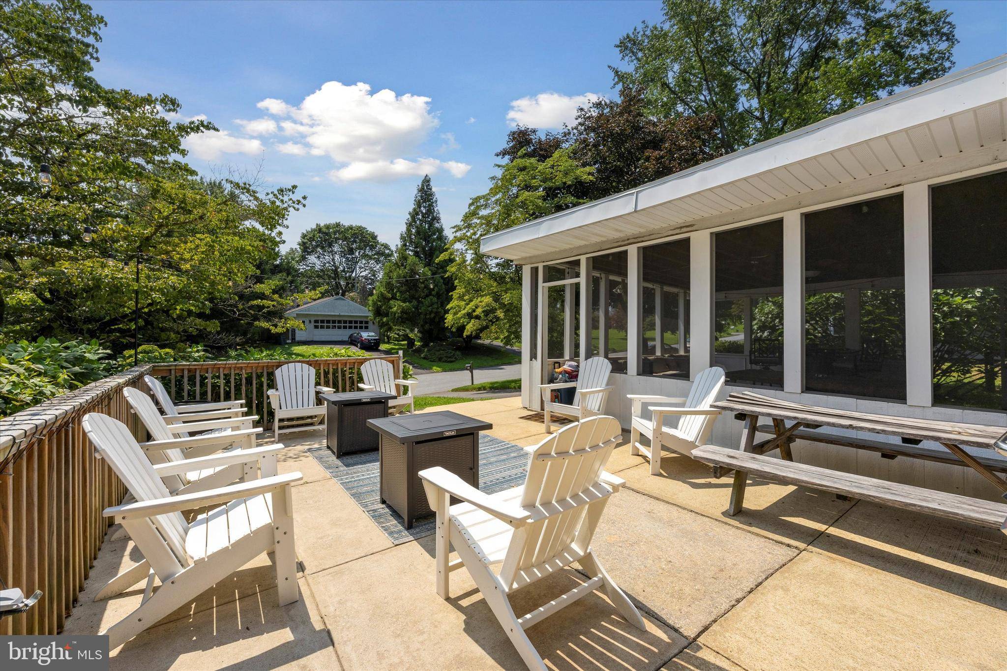 Media, PA 19063,101 MEADOWBURN LN