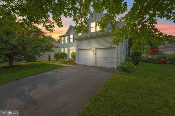 Round Hill, VA 20141,35812 PARK HEIGHTS CIR