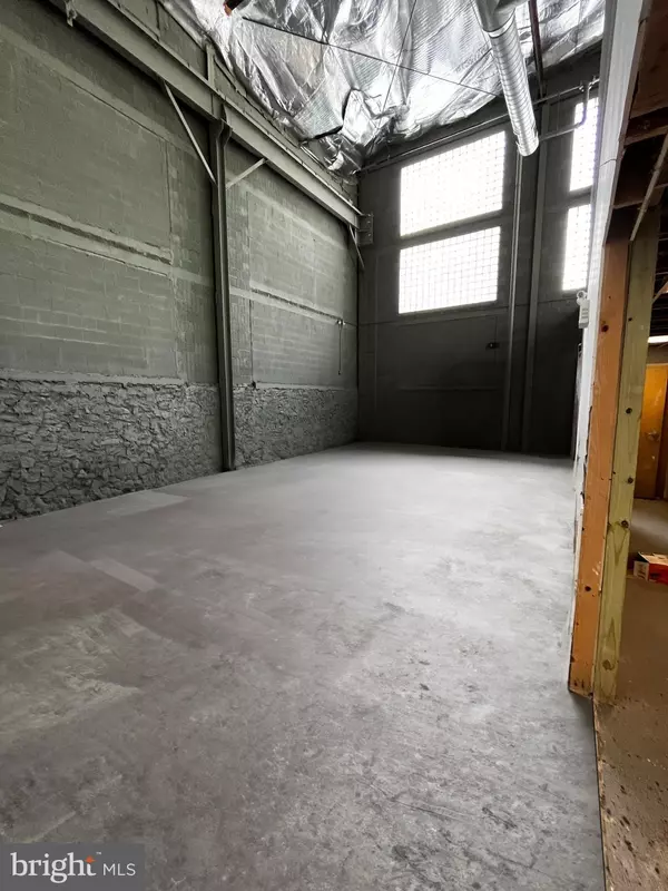 Coatesville, PA 19320,255 S MOUNT AIRY RD