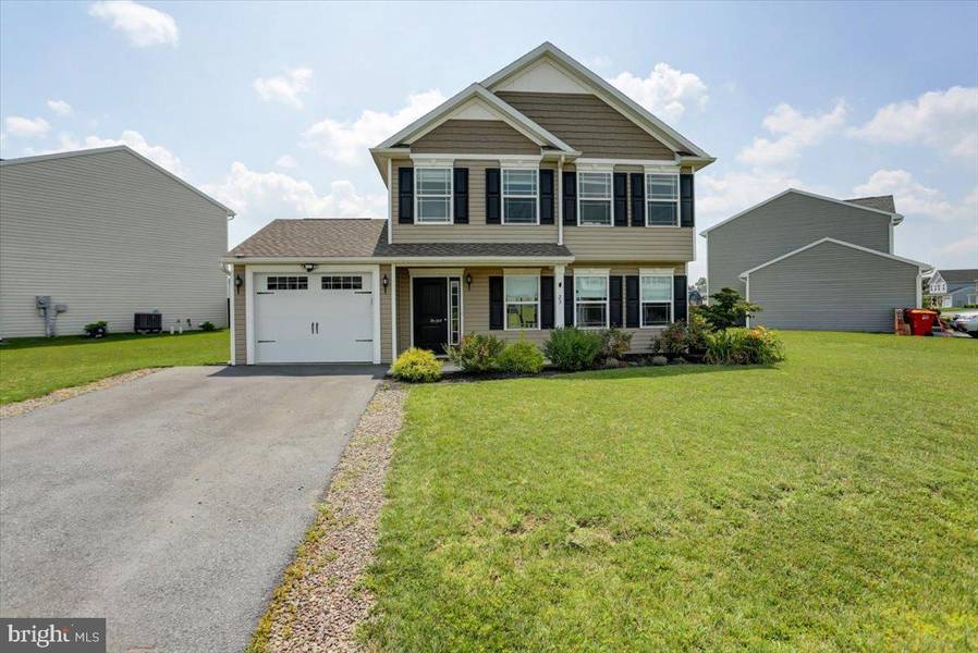 23 W CLARISSA DR, Shippensburg, PA 17257