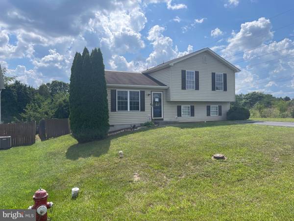 Martinsburg, WV 25404,176 MOONLIGHT LN