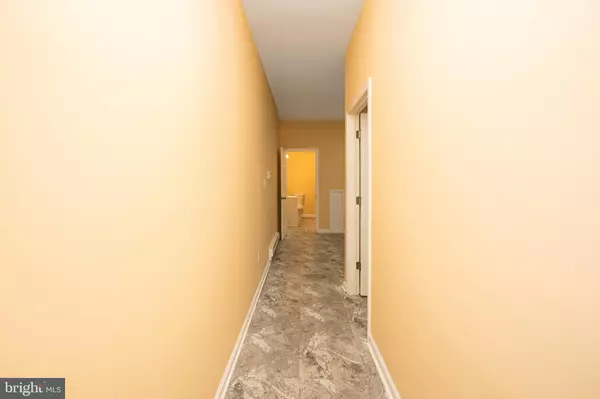 Camden, NJ 08103,1104 KAIGHN AVE