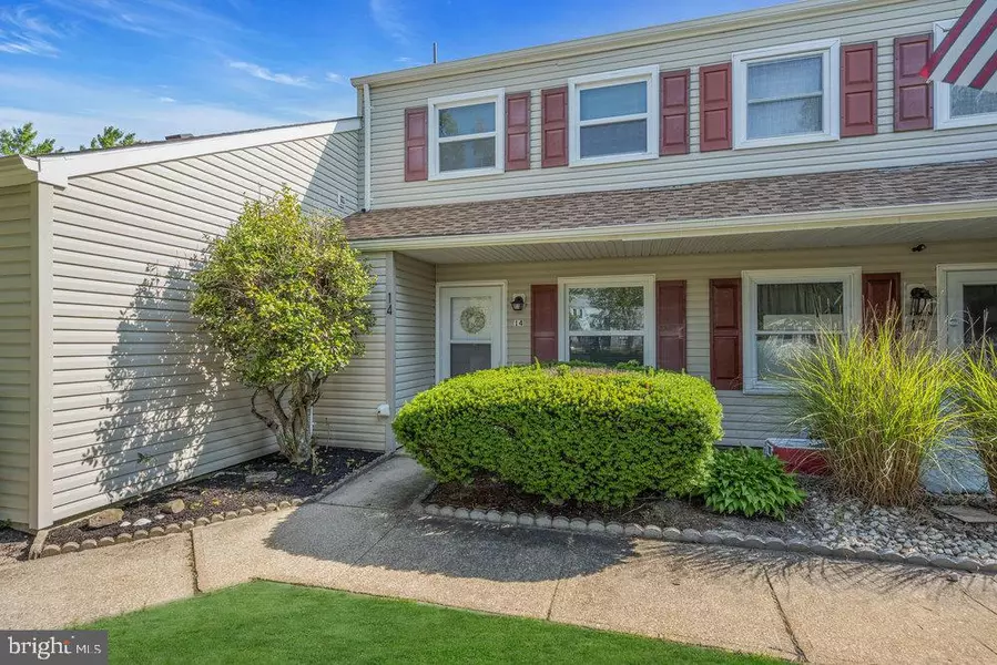 14 CHESAPEAKE CT, Barnegat, NJ 08005