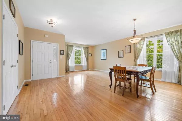 Pennington, NJ 08534,30 STANFORD RD E