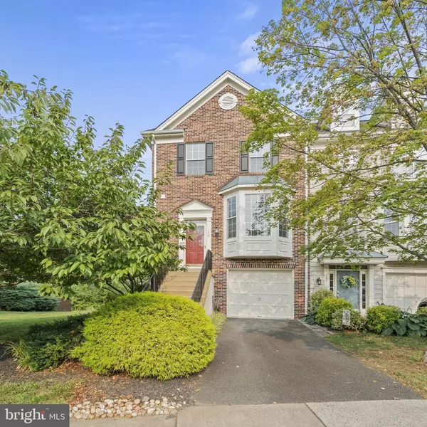 160 CONNERY TER SW, Leesburg, VA 20175