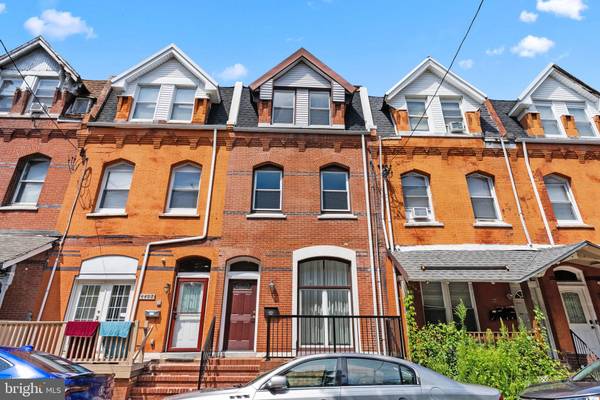 4425 SANSOM ST, Philadelphia, PA 19104