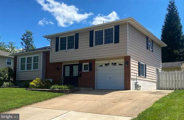 331 N DILLWYN RD, Newark, DE 19711