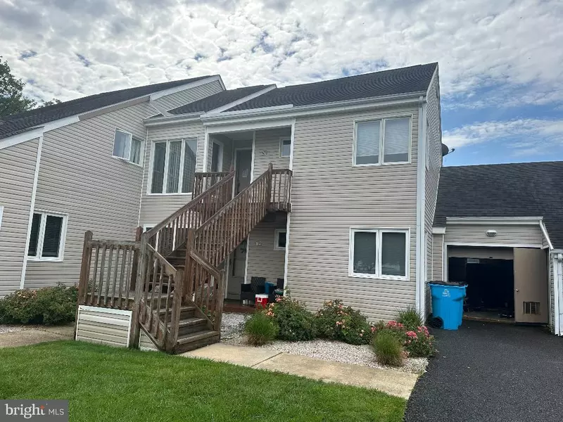 11602 MASTERS LN #121, Berlin, MD 21811