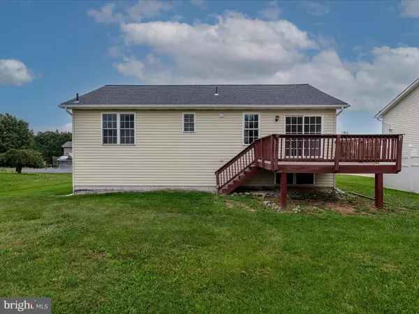 Bunker Hill, WV 25413,253 FORD CIR