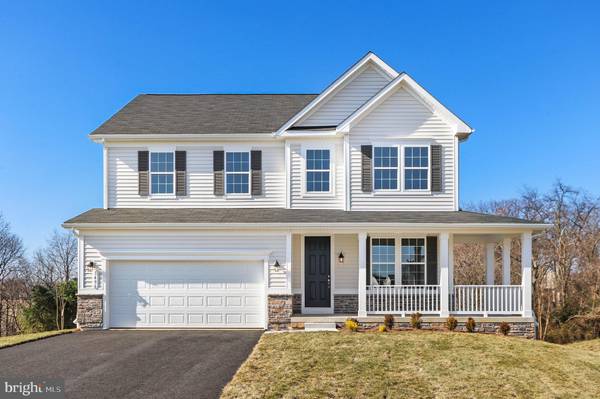 1496 FINCH DR, Chambersburg, PA 17202