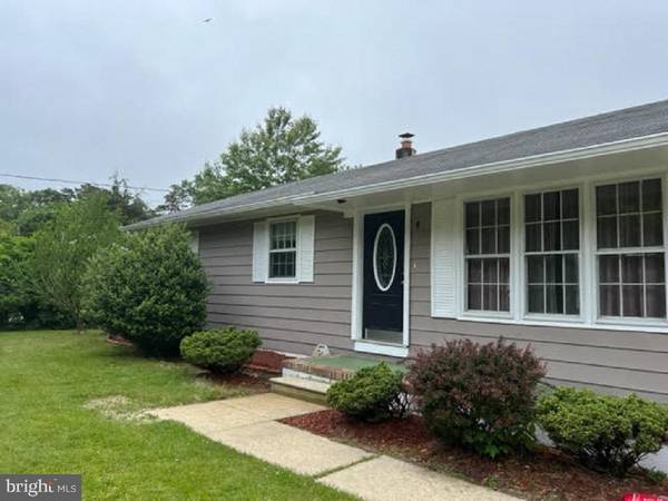 29 CREAMER DR, Elmer, NJ 08318