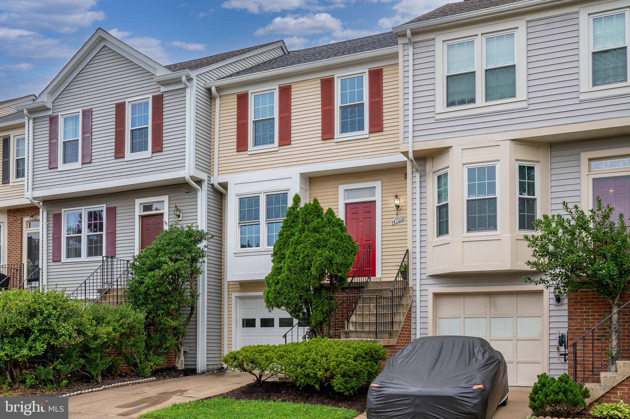 Centreville, VA 20120,14725 GROBIE POND LN