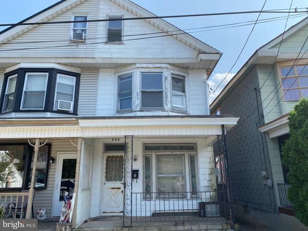 252 VIRGINIA AVE, Shenandoah, PA 17976