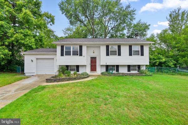 8261 MINTON CT, Millersville, MD 21108