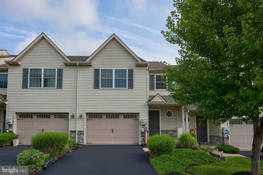 127 GENTLEMENS WAY, Lancaster, PA 17603