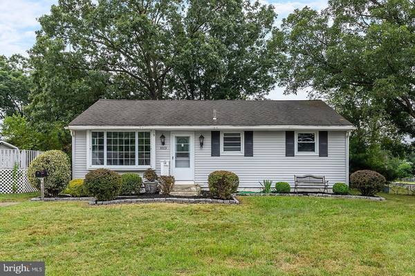 1023 TURNERVILLE RD, Pine Hill, NJ 08021