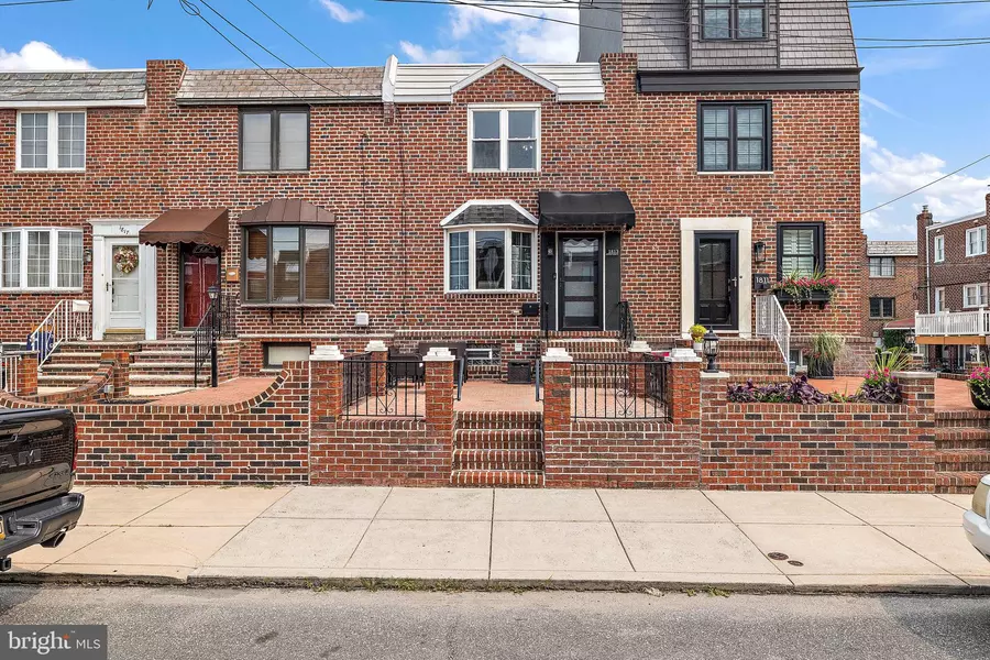 1813 SCHLEY ST, Philadelphia, PA 19145