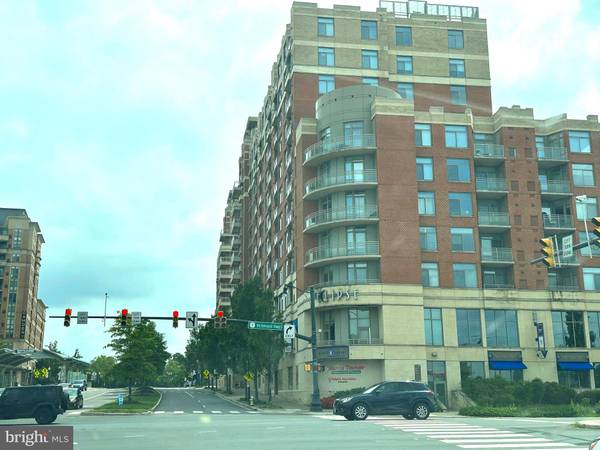 3600 S GLEBE RD #629W, Arlington, VA 22202