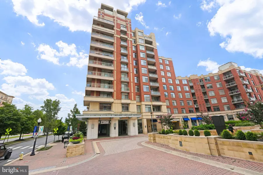 3650 S GLEBE RD #465, Arlington, VA 22202