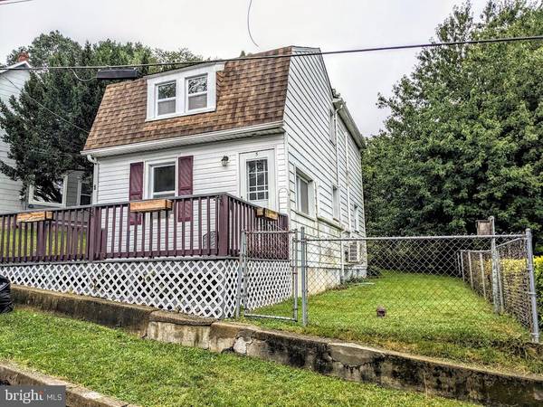 5 WARREN, Bethlehem, PA 18015