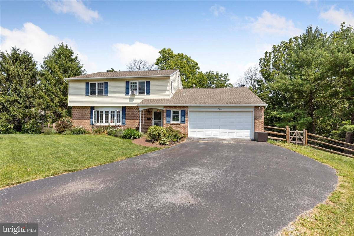 Douglassville, PA 19518,4 WILLOWWOOD CT